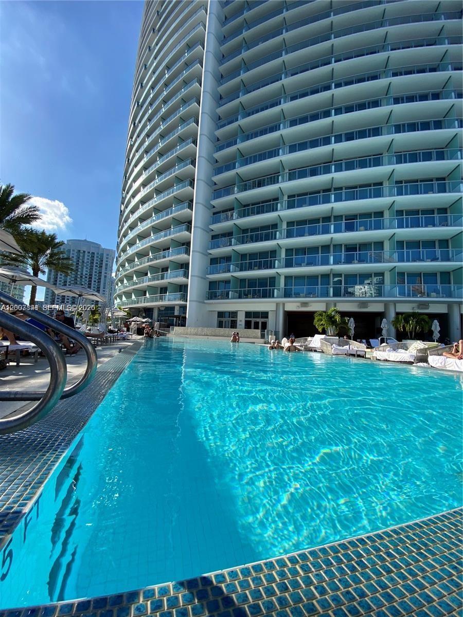 Photo of 200 Biscayne Boulevard Way 4011 #4011 listing for Sale