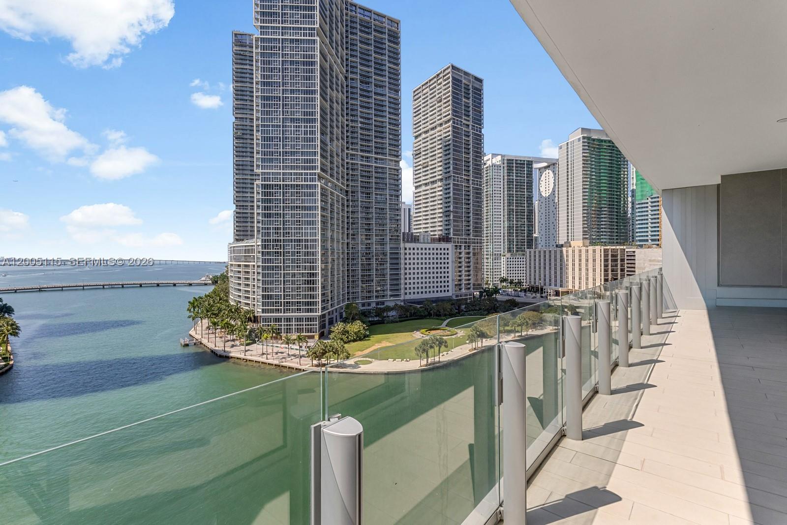 Photo of 300 Biscayne Blvd Way 1002 #1002 listing for Sale