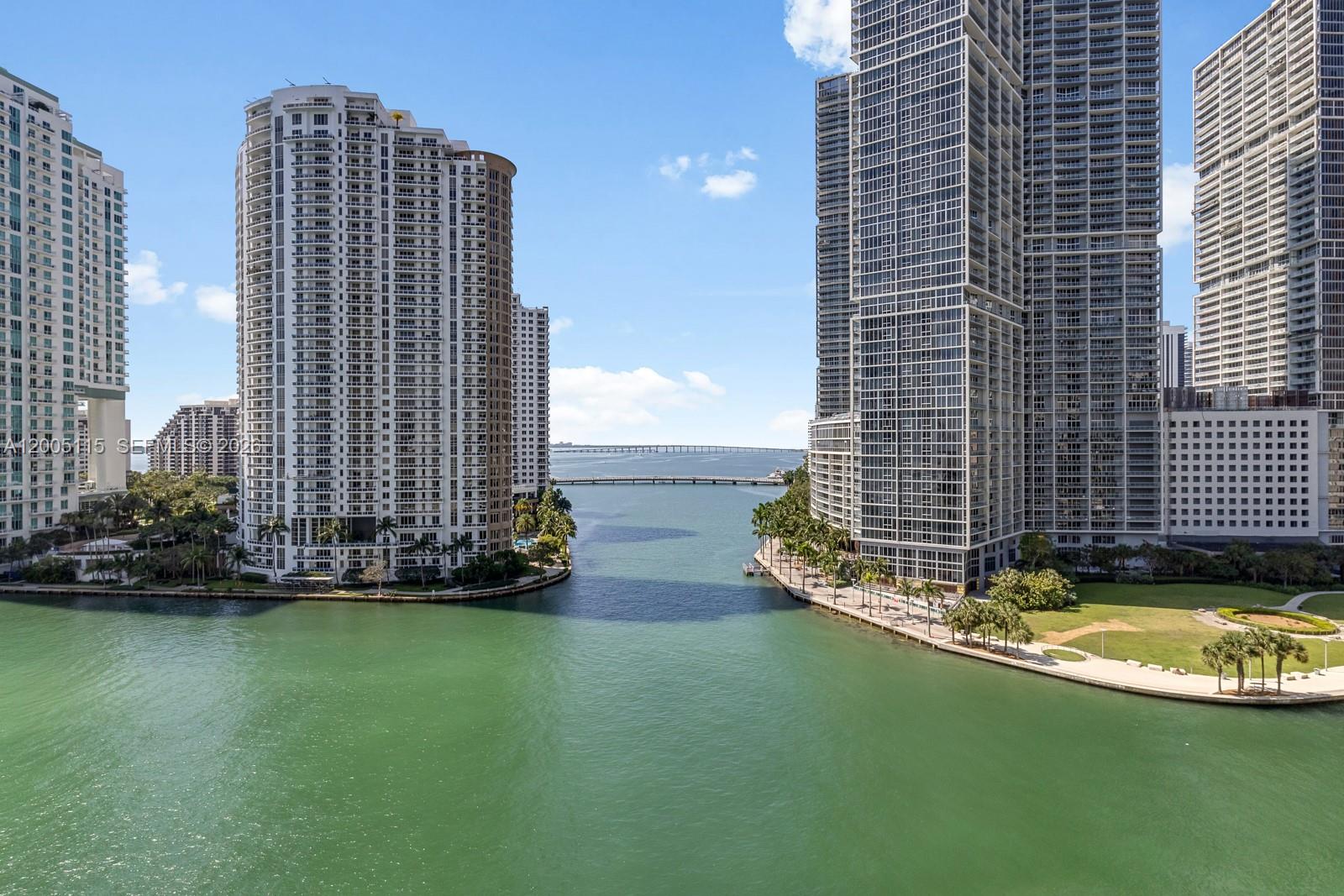 Photo of 300 Biscayne Blvd Way 1002 #1002 listing for Sale