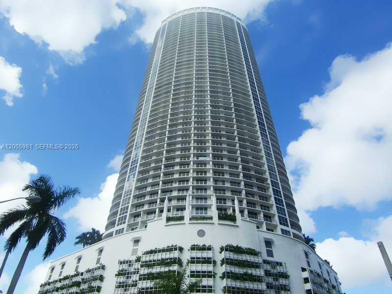 Photo of 1750 N Bayshore Drive 2909 #2909 listing for Sale