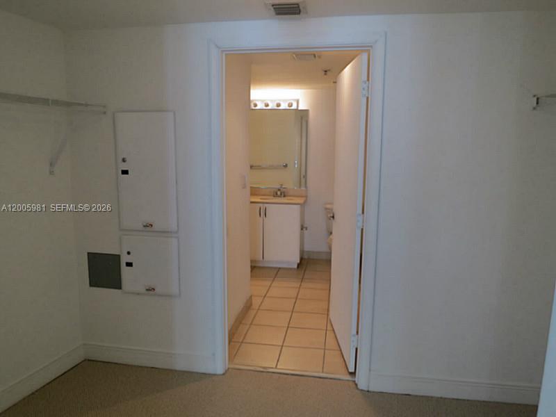 Photo of 1750 N Bayshore Drive 2909 #2909 listing for Sale
