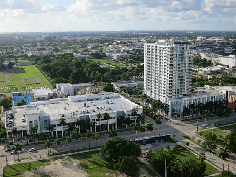 Photo of 1750 N Bayshore Drive 2909 #2909 listing for Sale