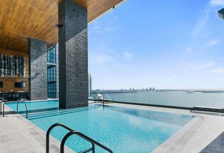 Photo of 1451 Brickell Avenue 4002 #4002 listing for Sale