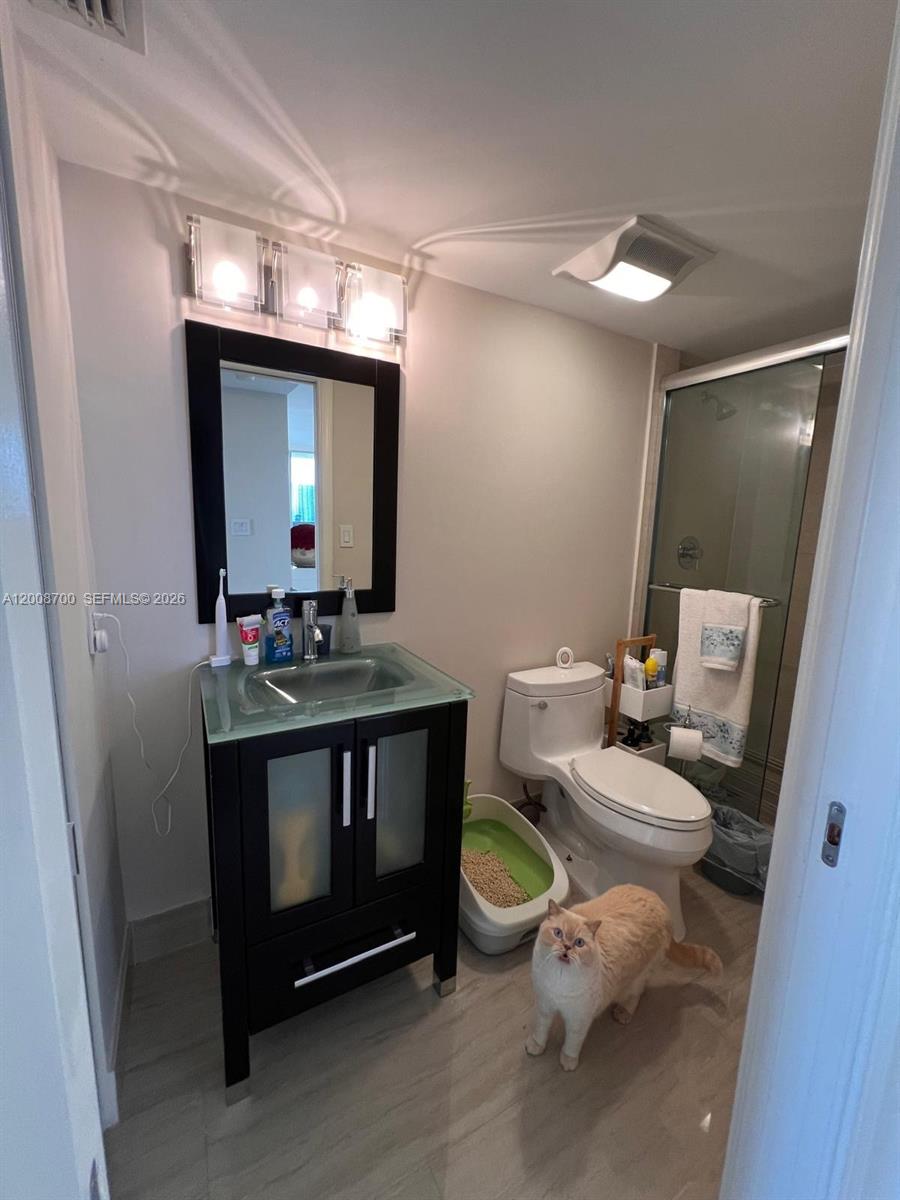 Photo of 3530 Mystic Pointe Drive 1605 #1605 listing for Sale