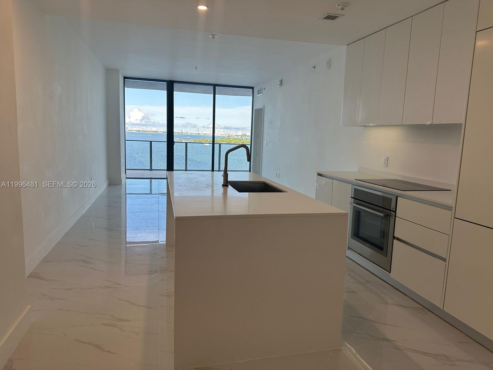 Photo of 700 NE 24th 504 #504 listing for Sale
