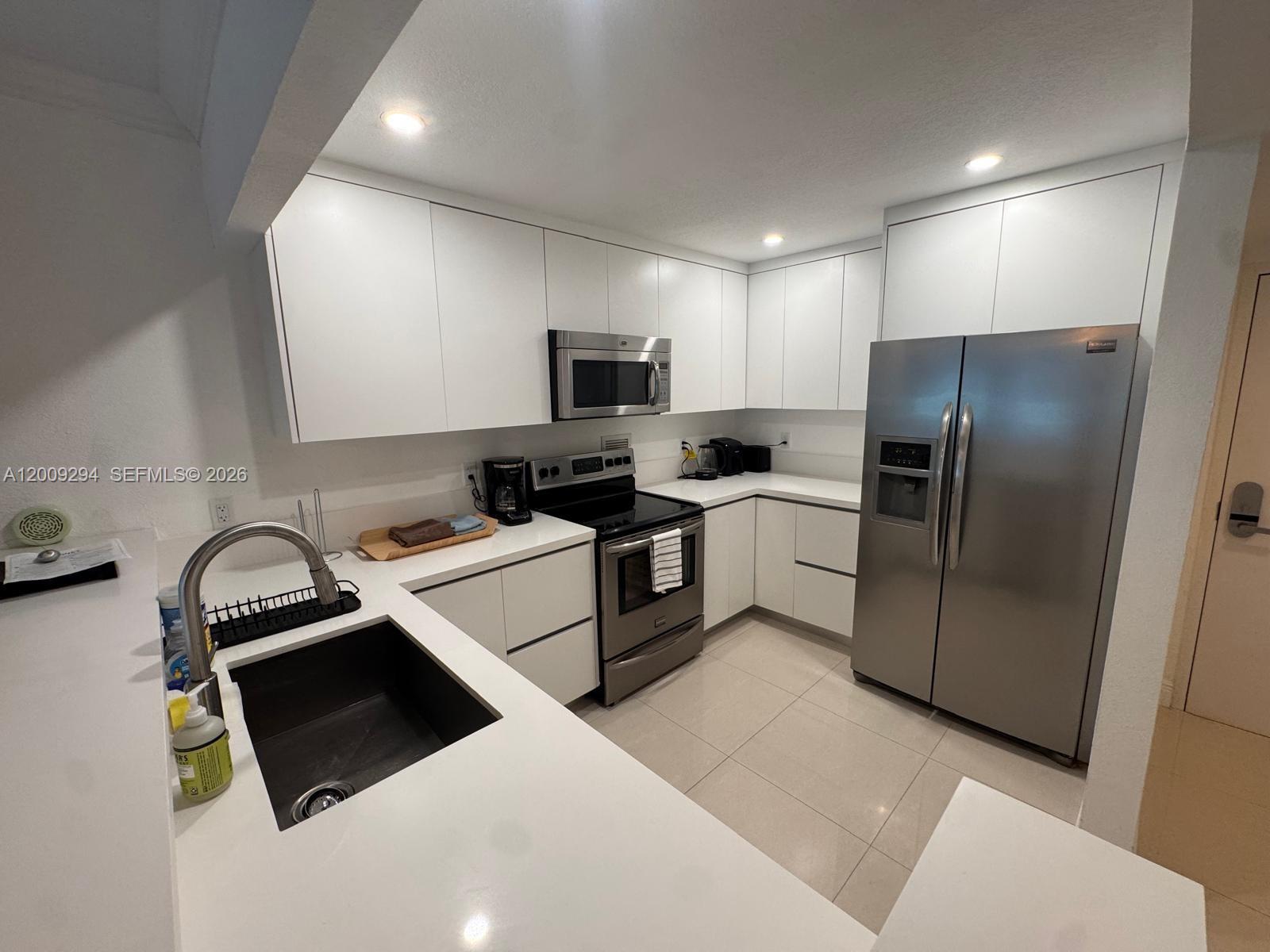 Photo of 2301 Collins Avenue 427 #427 listing for Sale
