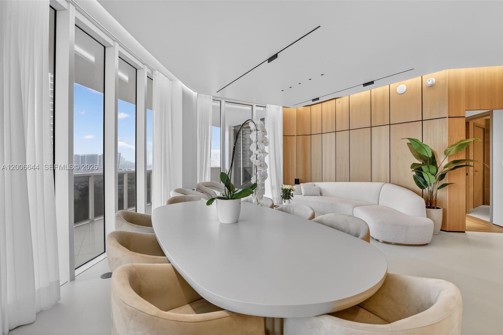 Photo of 4100 Island Boulevard 904 #904 listing for Sale