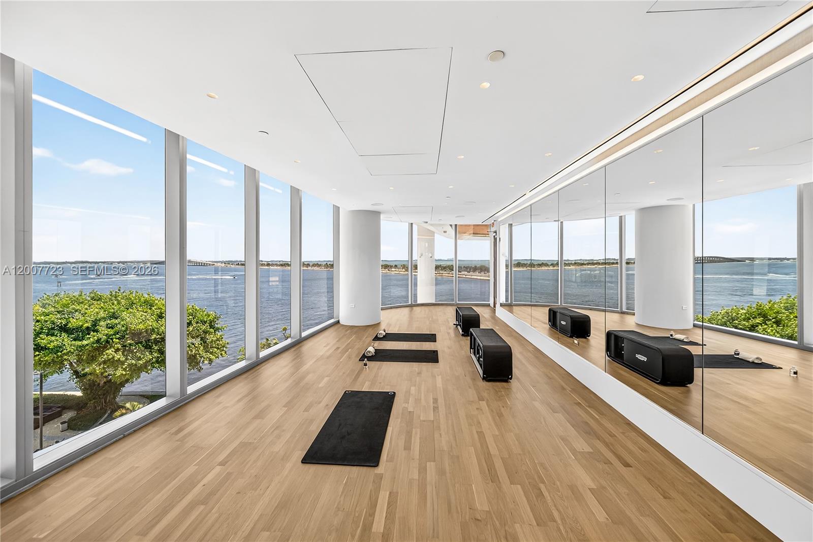 Photo of 175 25 Road 3303 #3303 listing for Sale