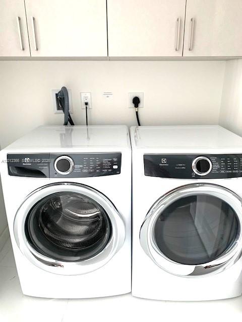 Photo of 851 NE 1st Avenue 2110 #2110 listing for Sale