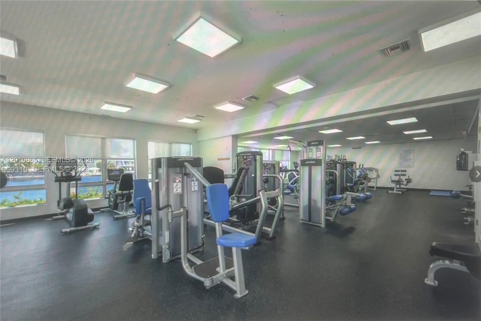 Photo of 19195 NE 36th Court 604 #604 listing for Sale
