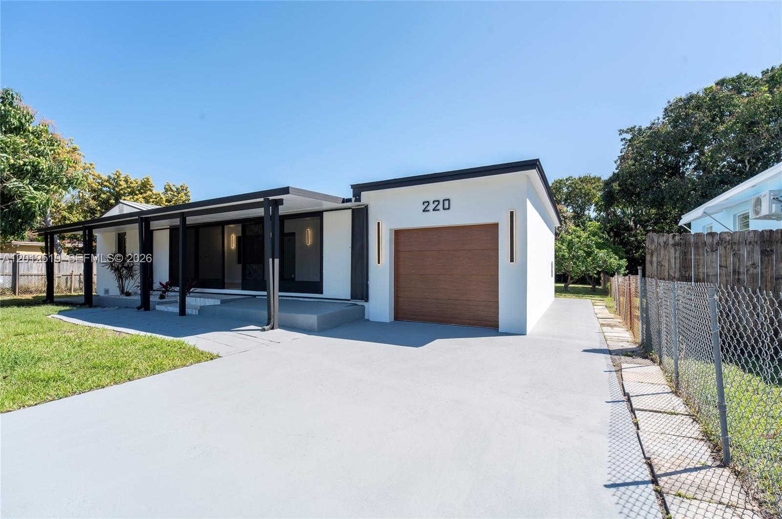 Photo of #A12012519 listing for Sale