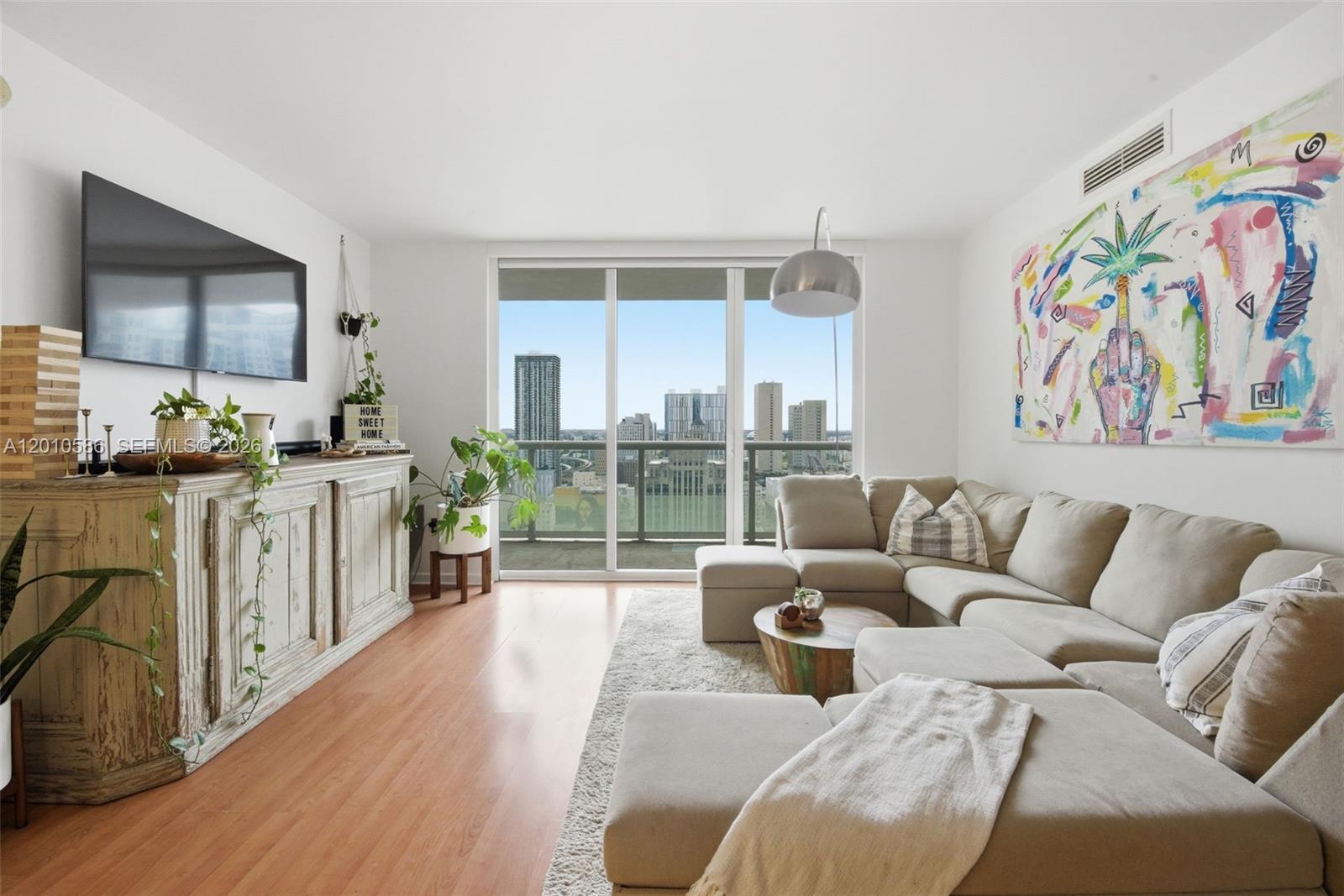 Photo of 50 Biscayne Boulevard 2911 #2911 listing for Sale