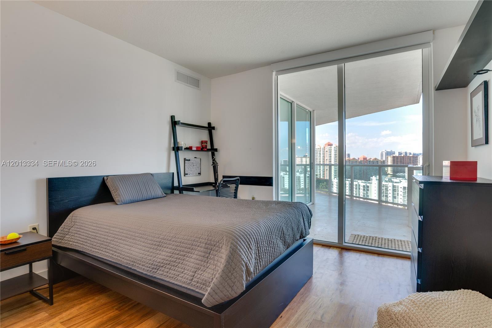 Photo of 150 Sunny Isles Boulevard 1-1603 #1-1603 listing for Sale