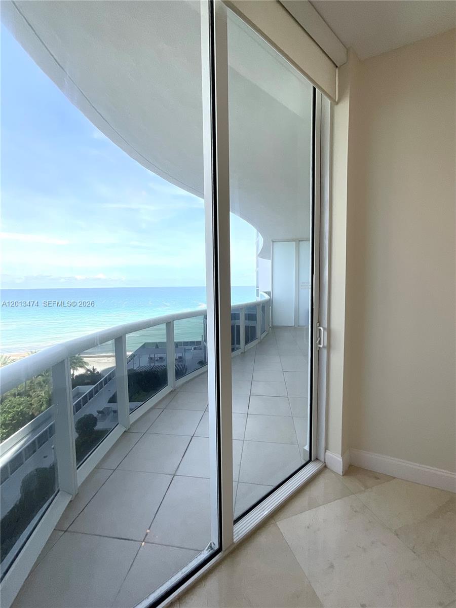 Photo of 16001 Collins Avenue 703 #703 listing for Sale