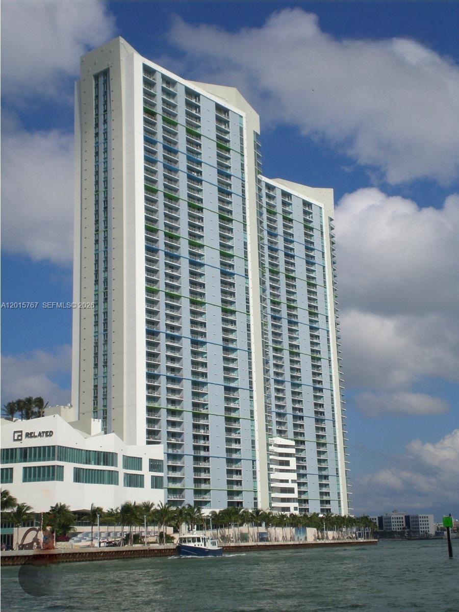 Photo of 325 S Biscayne Boulevard 4016 #4016 listing for Sale
