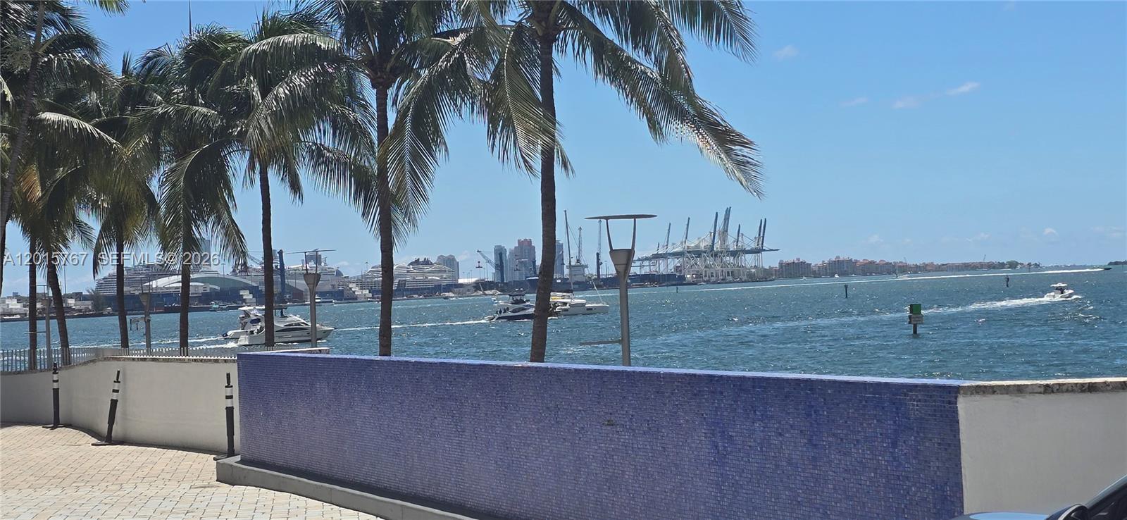 Photo of 325 S Biscayne Boulevard 4016 #4016 listing for Sale