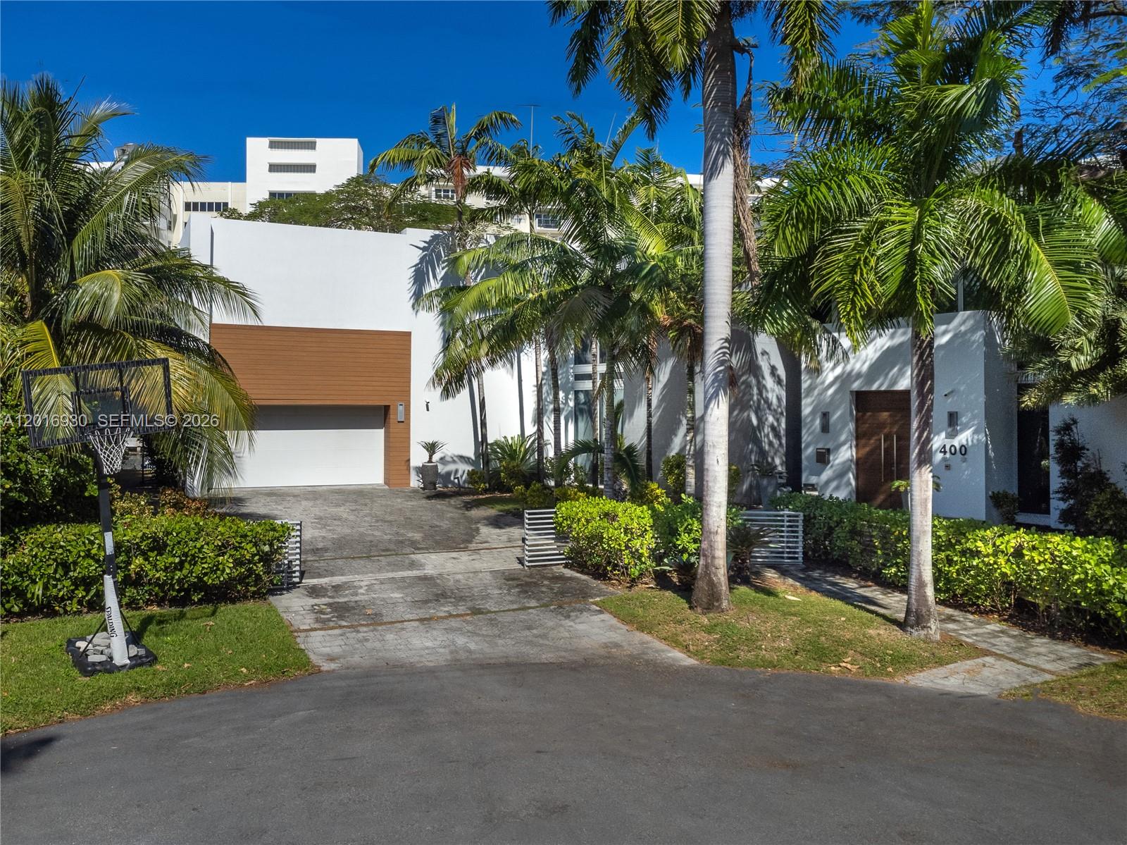 Photo of 400 Tamarind Drive # listing for Sale