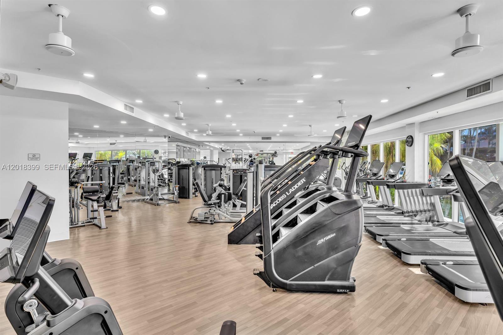 Photo of 3330 NE 190th Street 1610 #1610 listing for Sale
