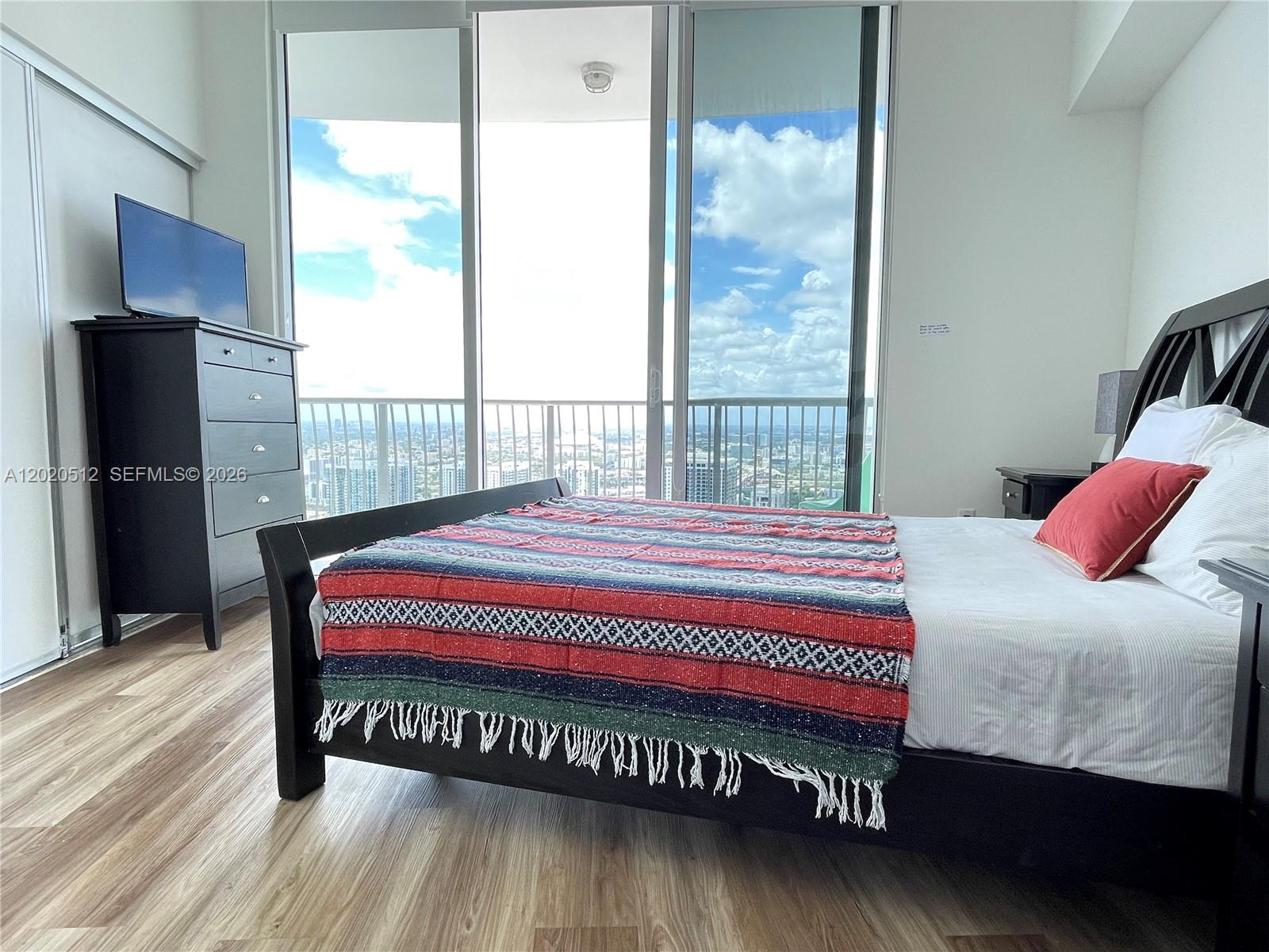 Photo of 1750 N Bayshore Drive 5614 #5614 listing for Sale