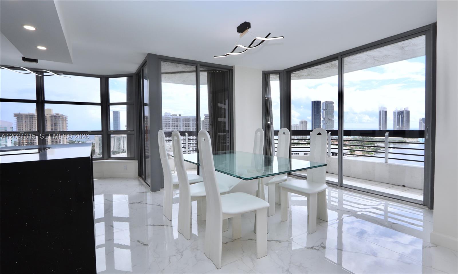Photo of 3530 Mystic Pointe Drive 2510 #2510 listing for Sale
