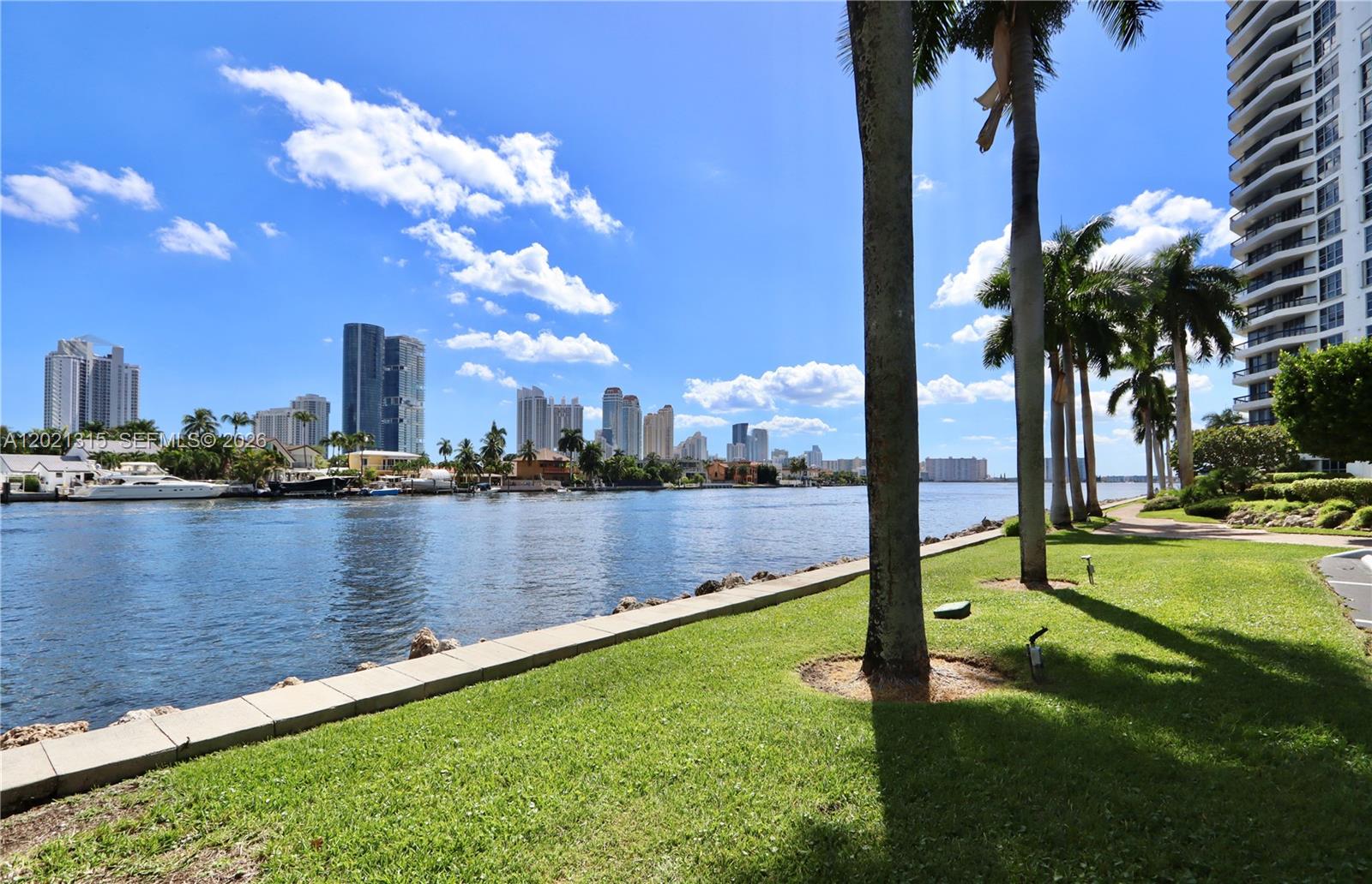 Photo of 3530 Mystic Pointe Drive 2510 #2510 listing for Sale