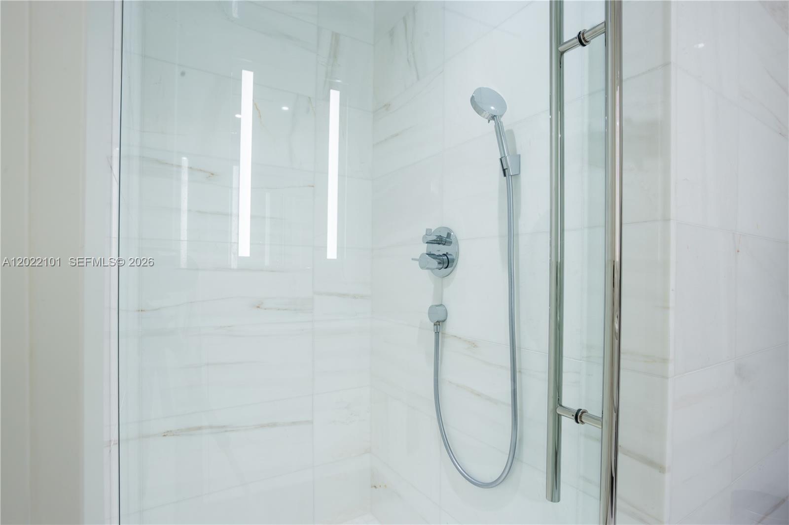 Photo of 300 Biscayne Boulevard Way 2203C #2203C listing for Sale
