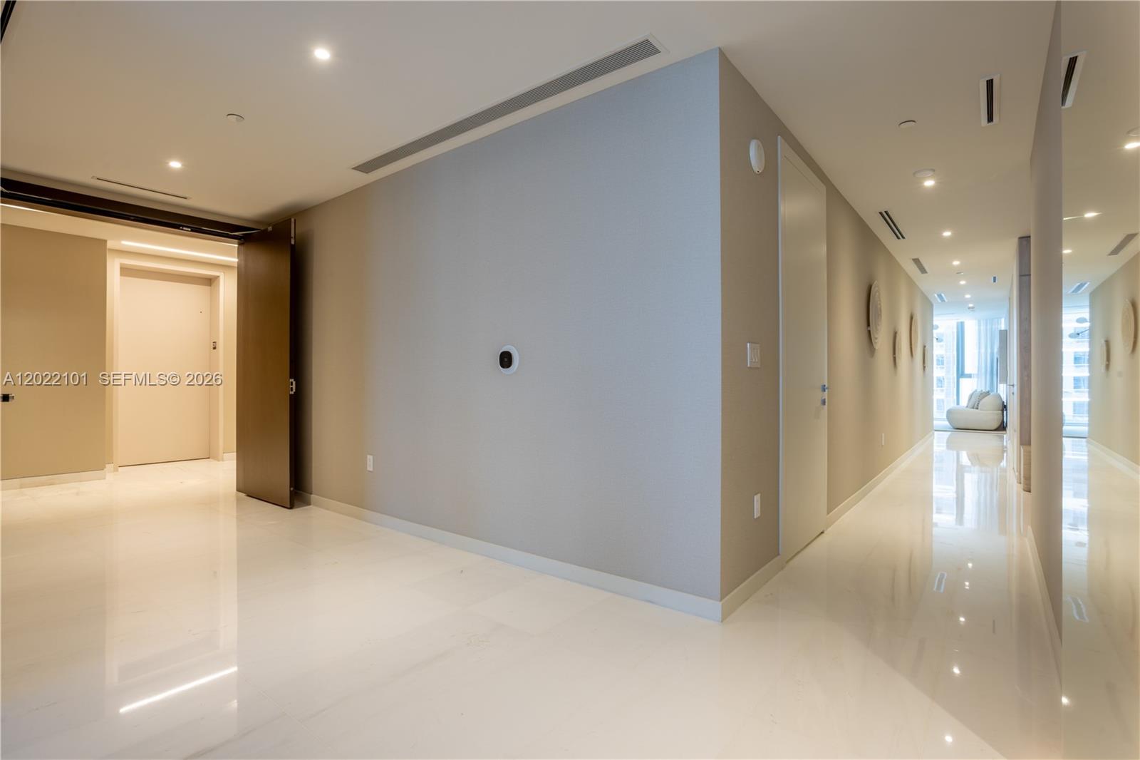 Photo of 300 Biscayne Boulevard Way 2203C #2203C listing for Sale