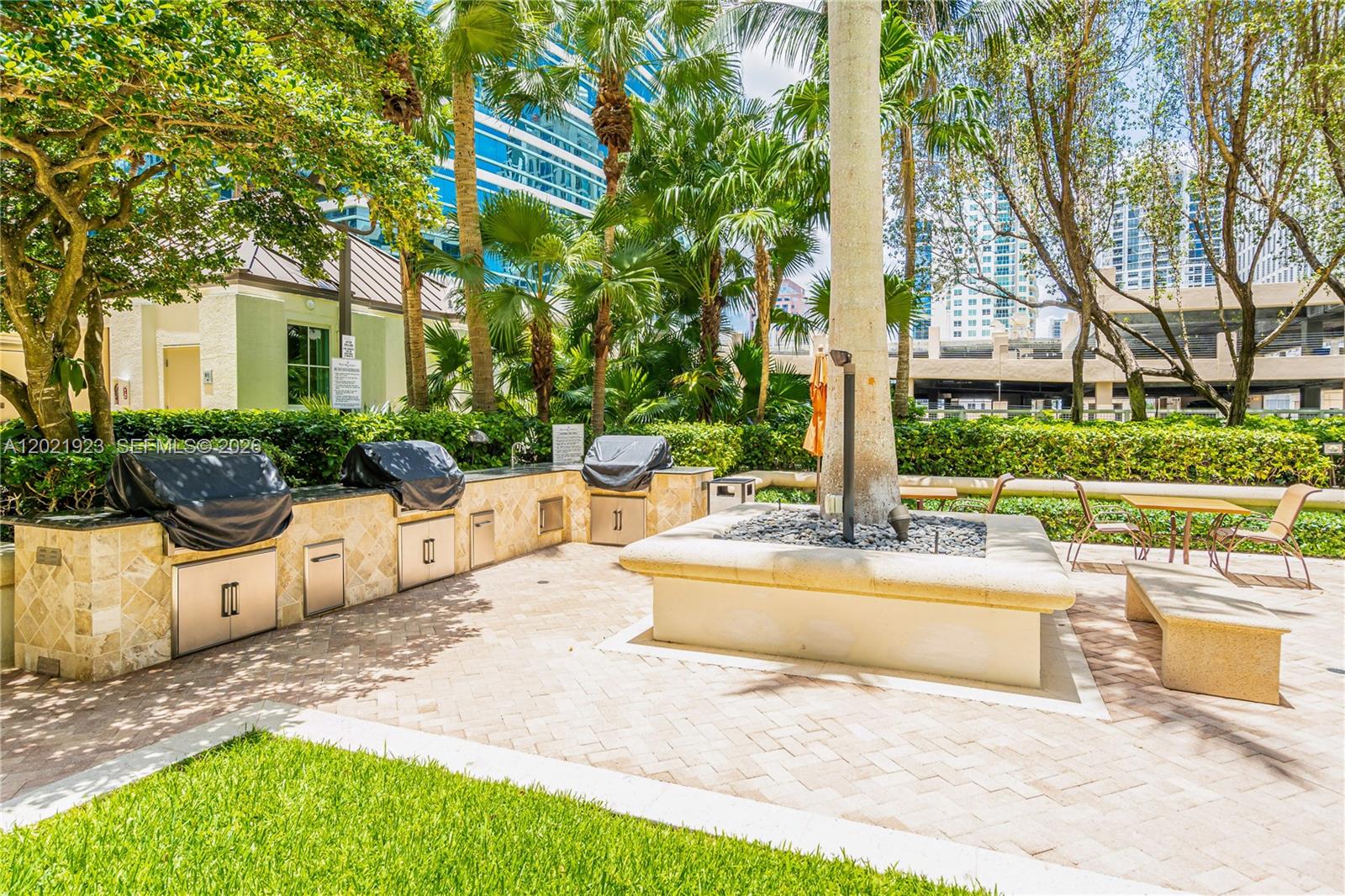 Photo of 347 N New River Drive E 2206 #2206 listing for Sale