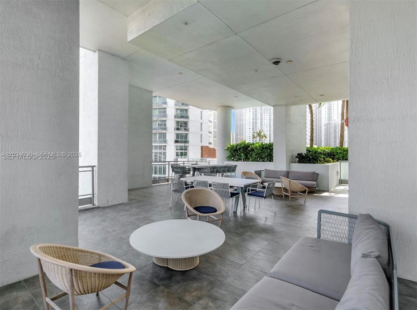 Photo of 90 SW 3rd Street 1811 #1811 listing for Sale