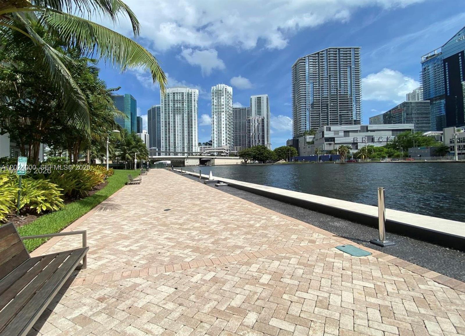 Photo of 90 SW 3rd Street 1811 #1811 listing for Sale