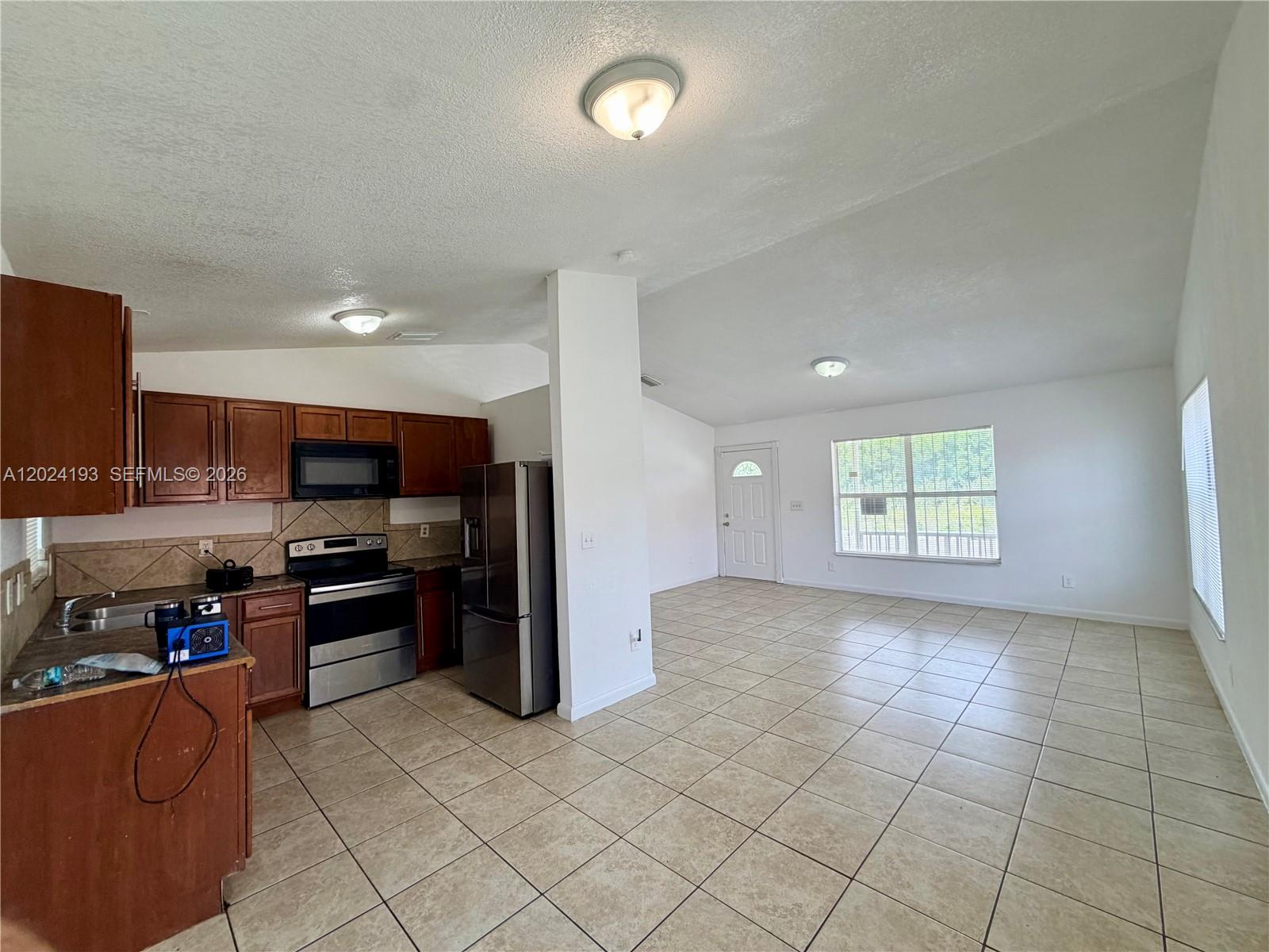 Photo of #A12024193 listing for Sale