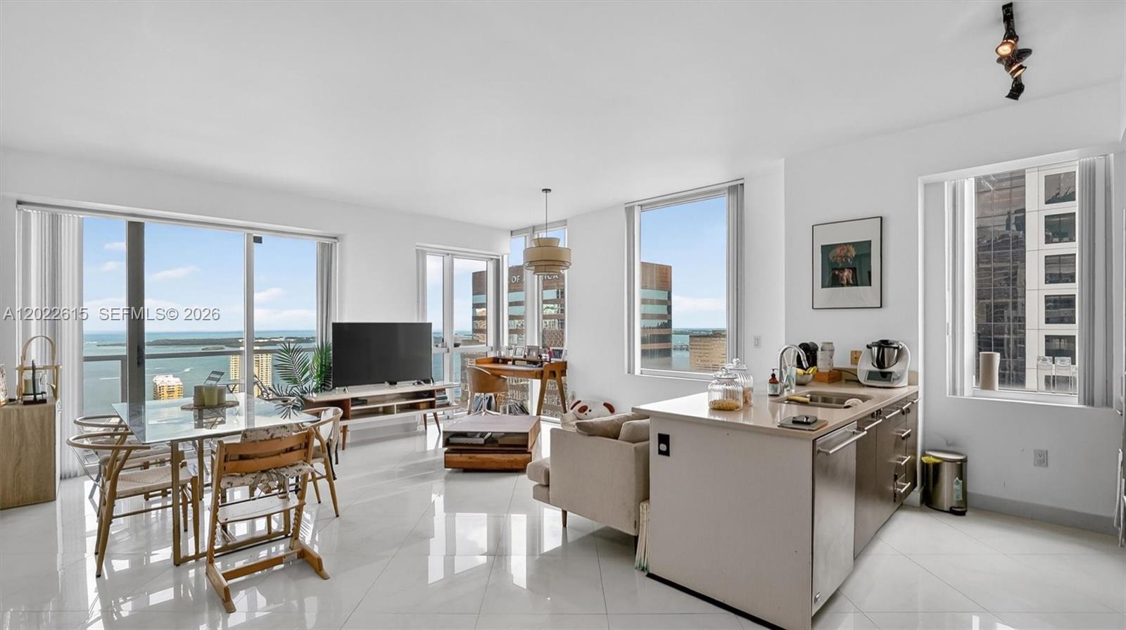 Photo of 500 Brickell Avenue 4102 #4102 listing for Sale