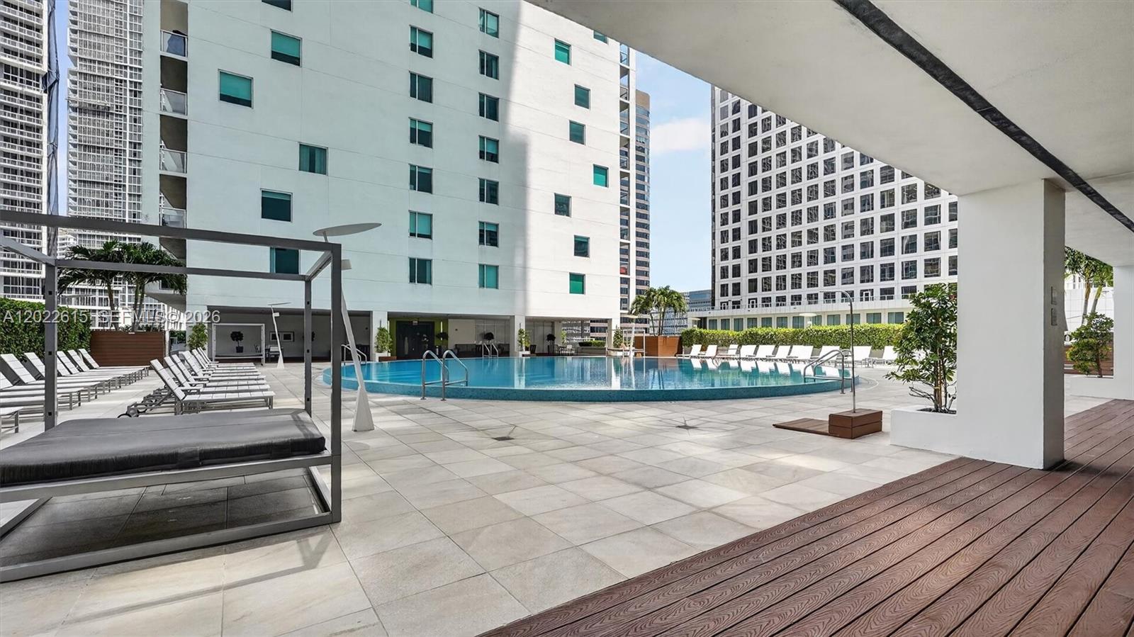 Photo of 500 Brickell Avenue 4102 #4102 listing for Sale