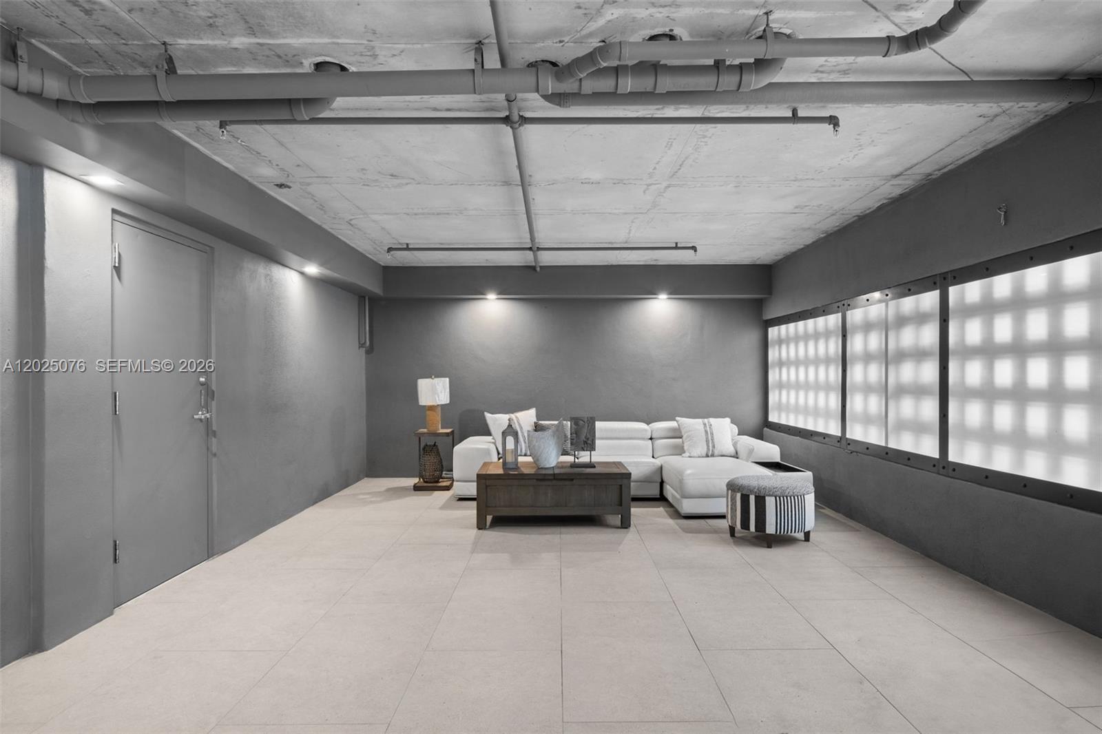 Photo of 650 NE 32nd Street BH4 #BH4 listing for Sale