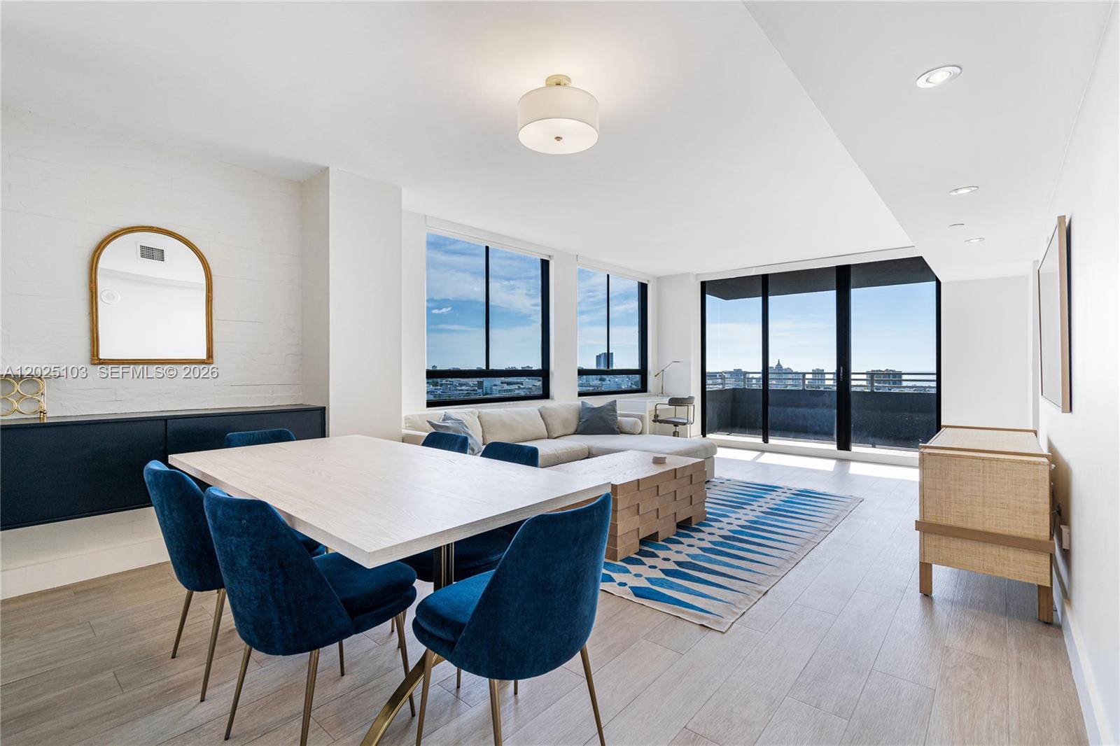 Photo of 1330 West Avenue 2107 #2107 listing for Sale
