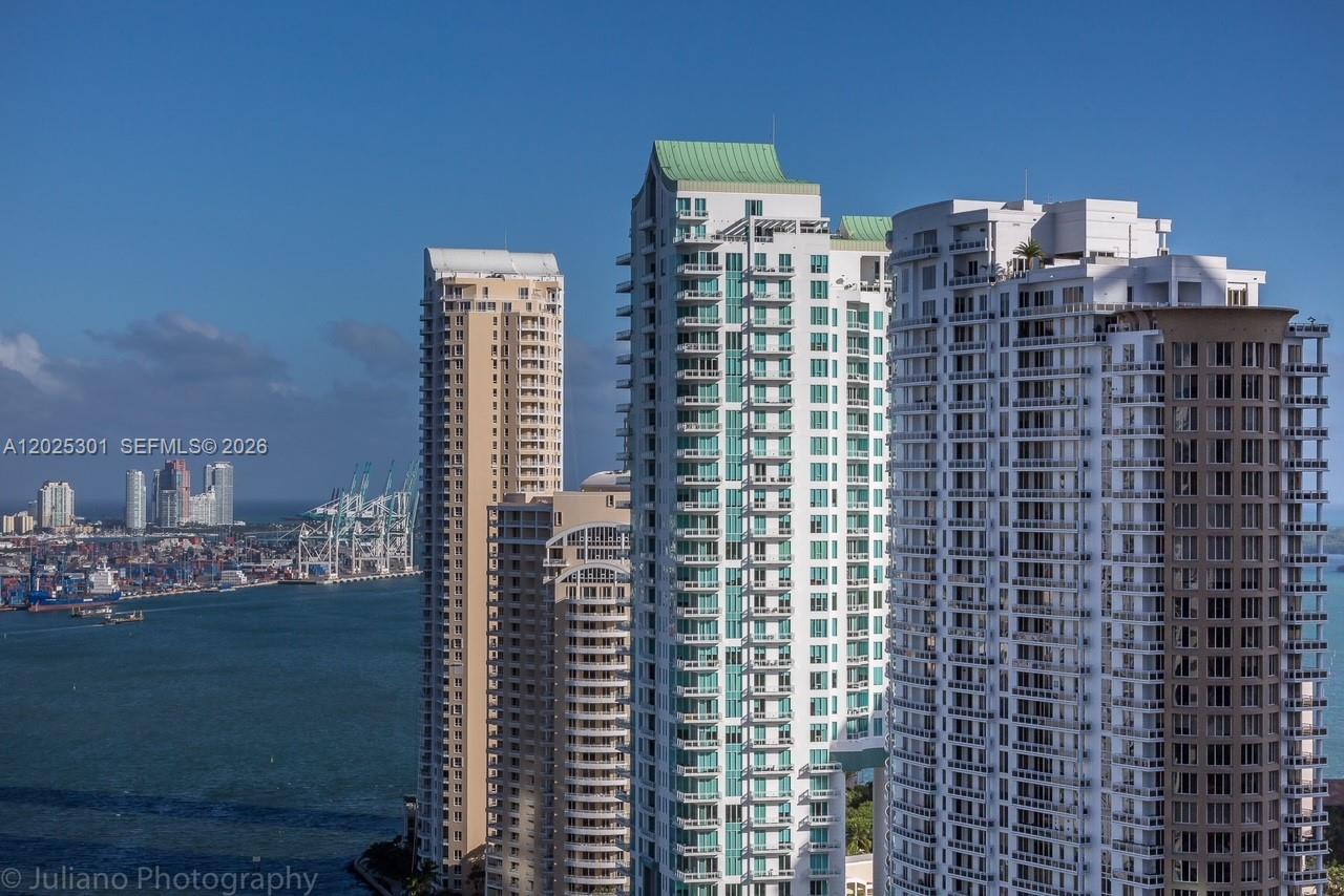 Photo of 200 Biscayne Boulevard Way 3102 #3102 listing for Sale