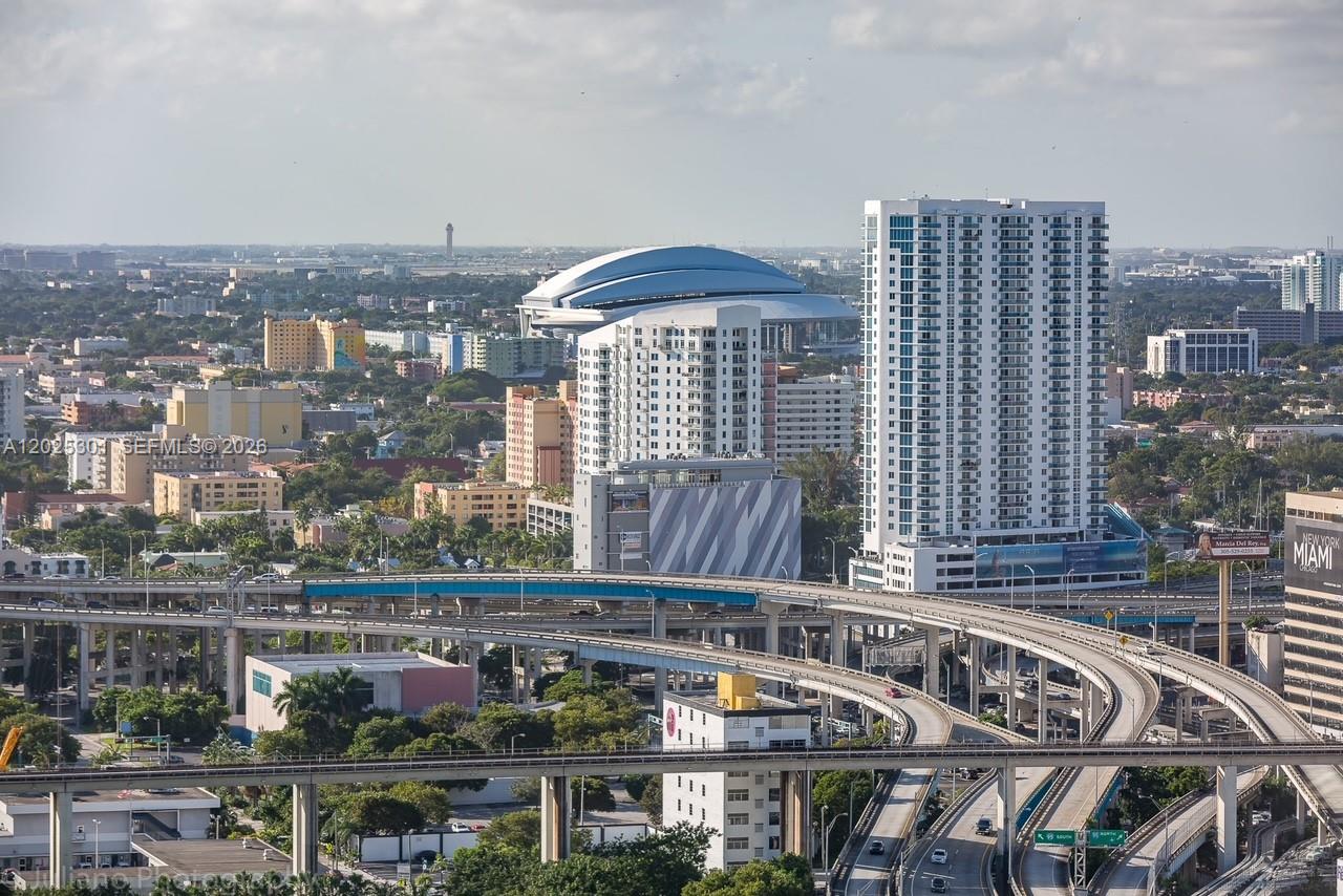 Photo of 200 Biscayne Boulevard Way 3102 #3102 listing for Sale