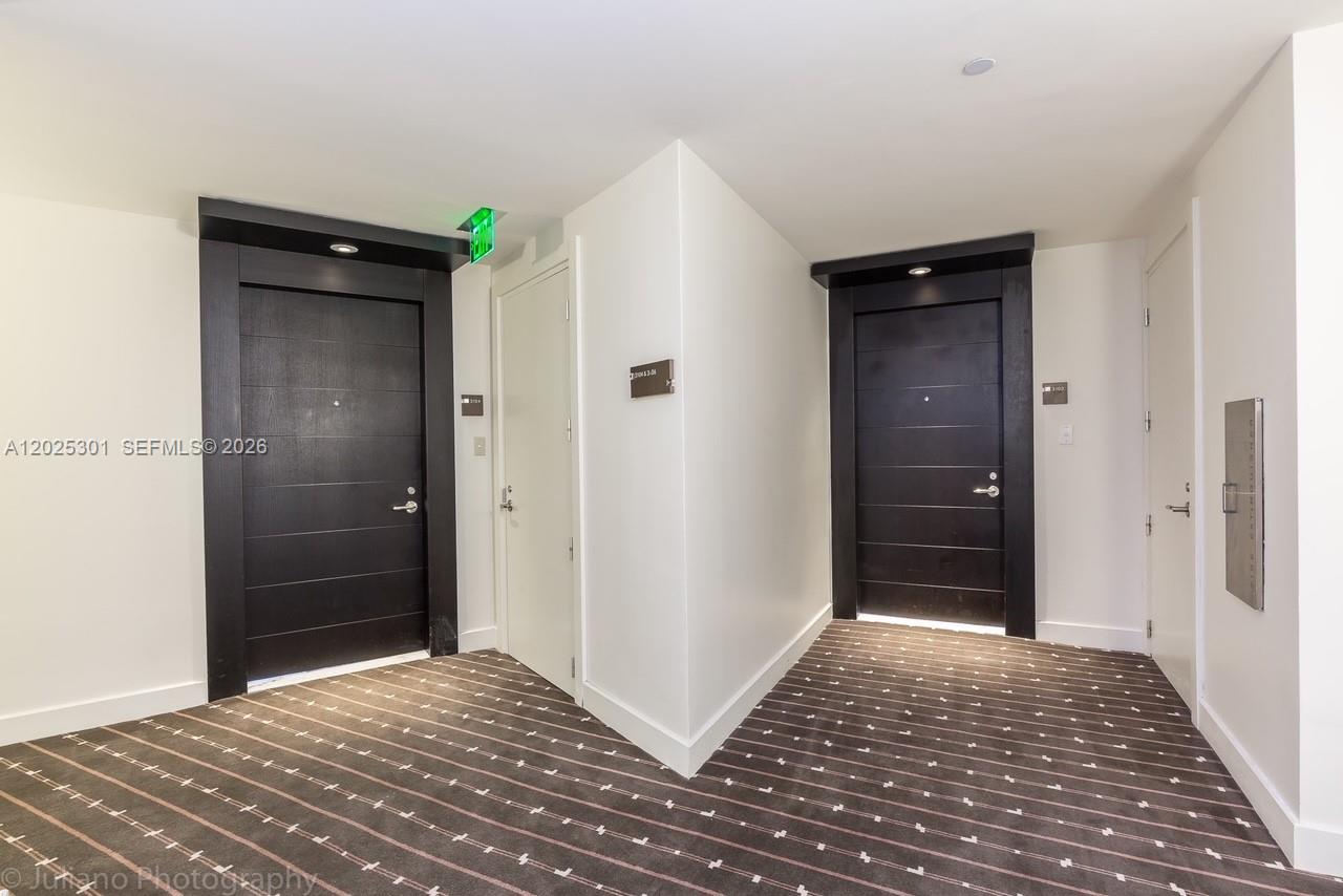 Photo of 200 Biscayne Boulevard Way 3102 #3102 listing for Sale
