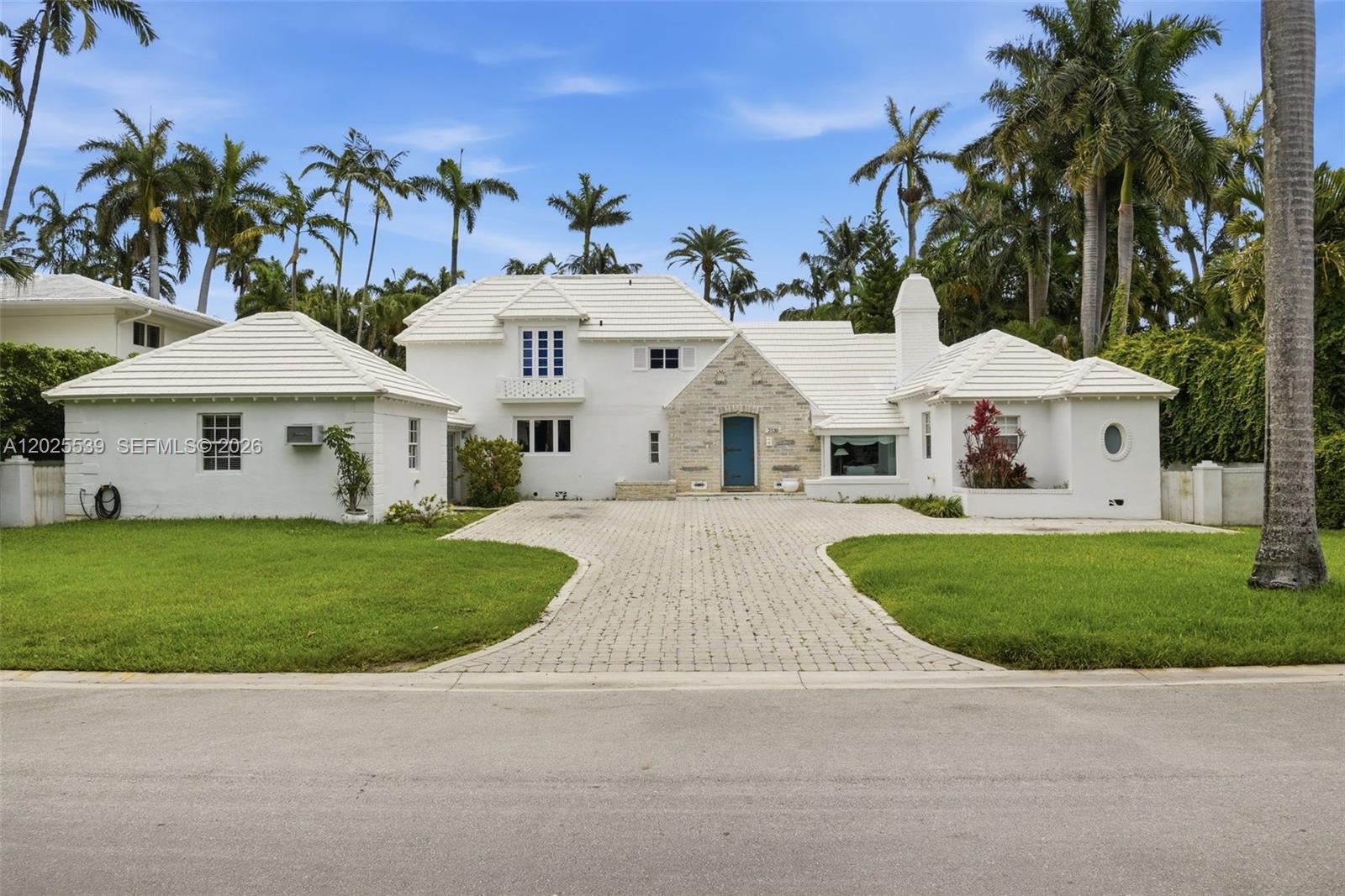 Photo of 2535 Sunset Drive # listing for Sale