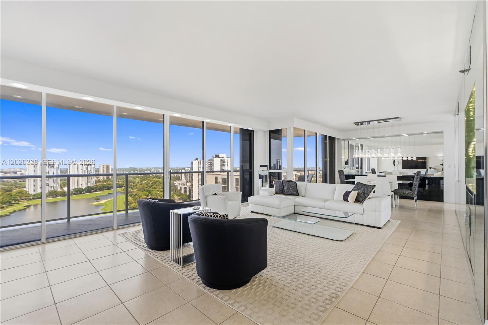Photo of 20281 E Country Club Drive 2101 #2101 listing for Sale