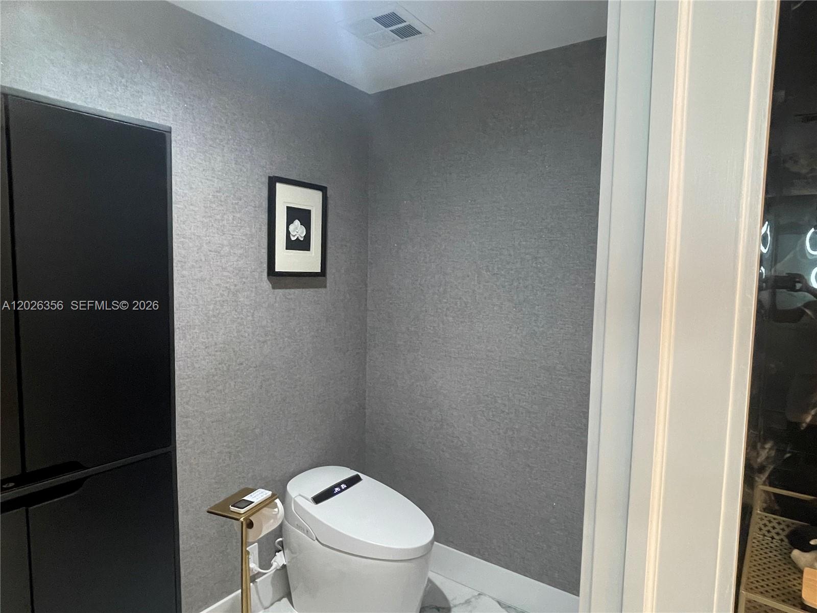 Photo of 3101 S Ocean Drive 1707 #1707 listing for Sale