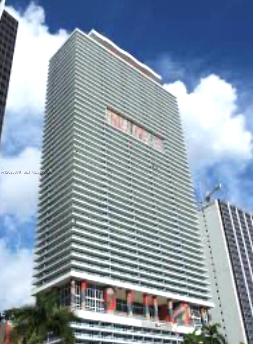 Photo of 50 Biscayne Boulevard 3303 #3303 listing for Sale
