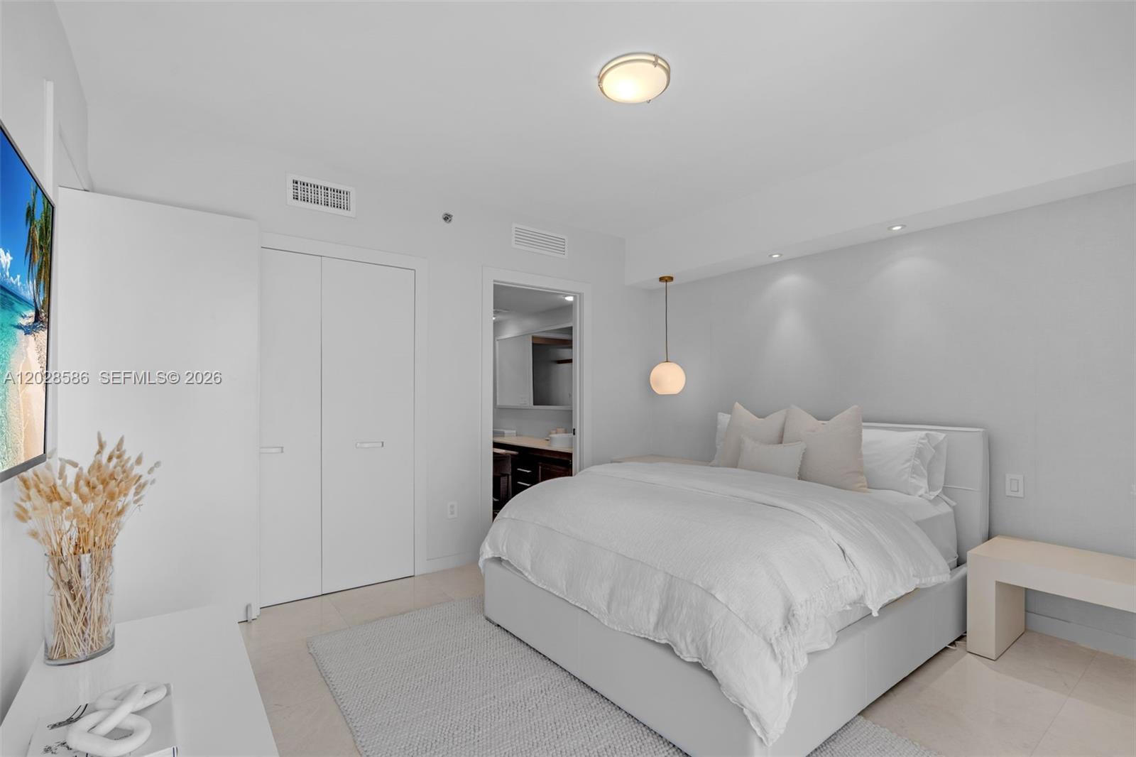 Photo of 465 Brickell Avenue 2703 #2703 listing for Sale