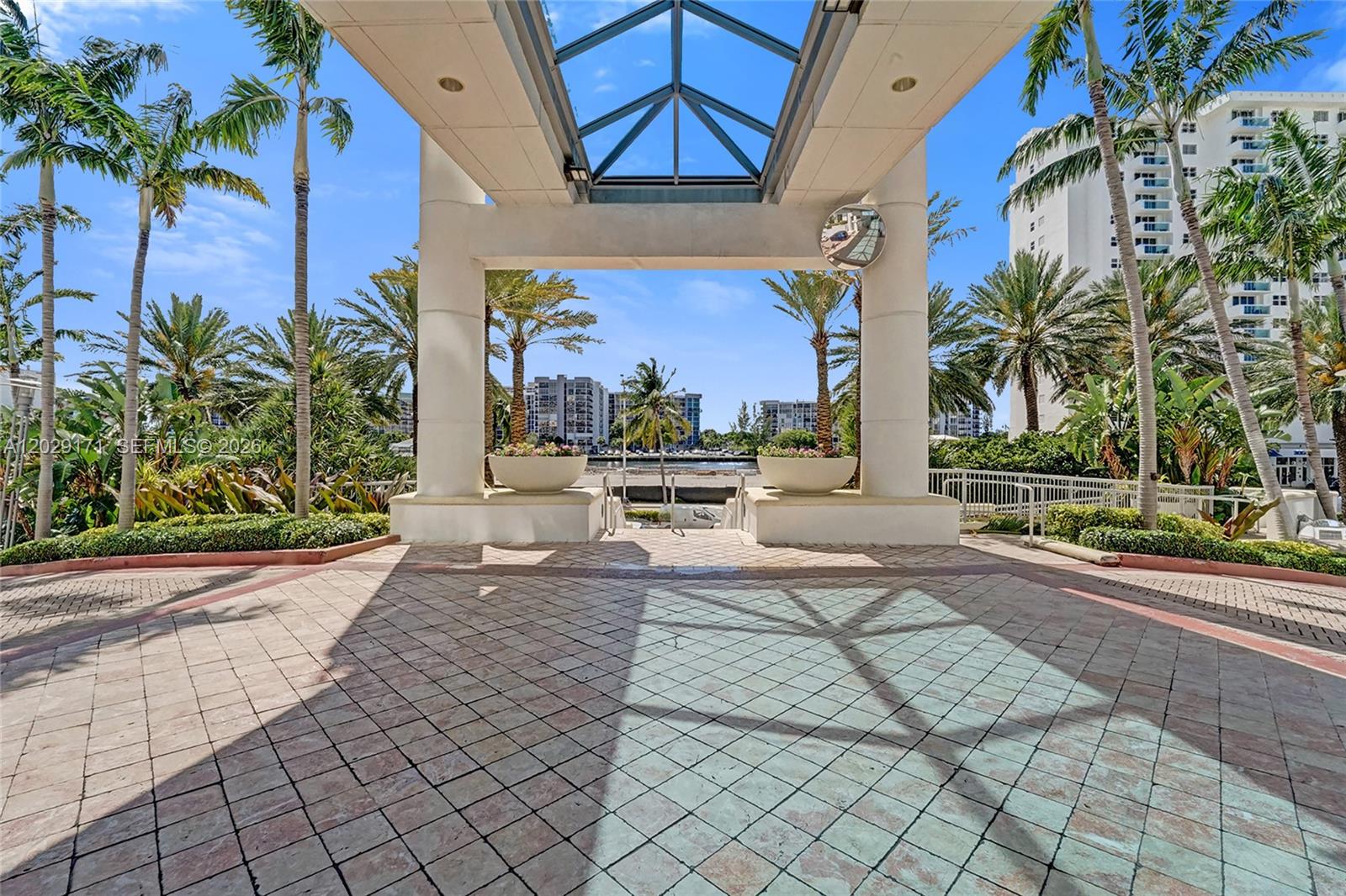Photo of 3101 S Ocean Drive 2208 #2208 listing for Sale