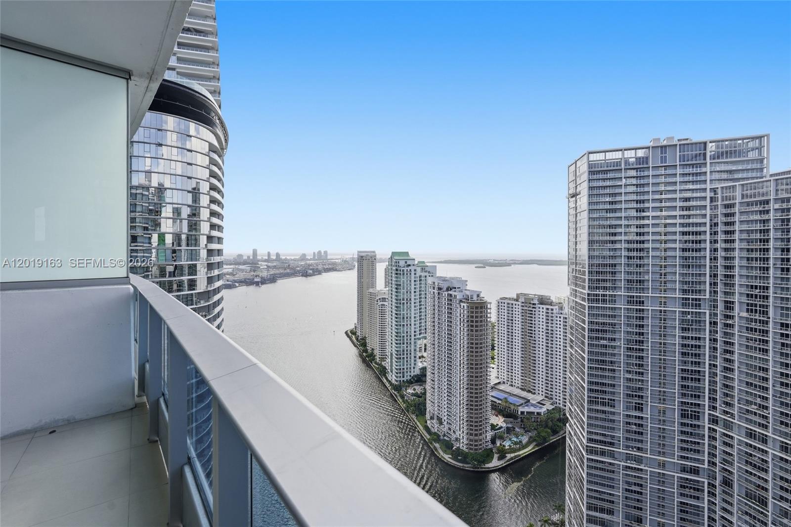 Photo of 200 Biscayne Boulevard Way 4904 #4904 listing for Sale