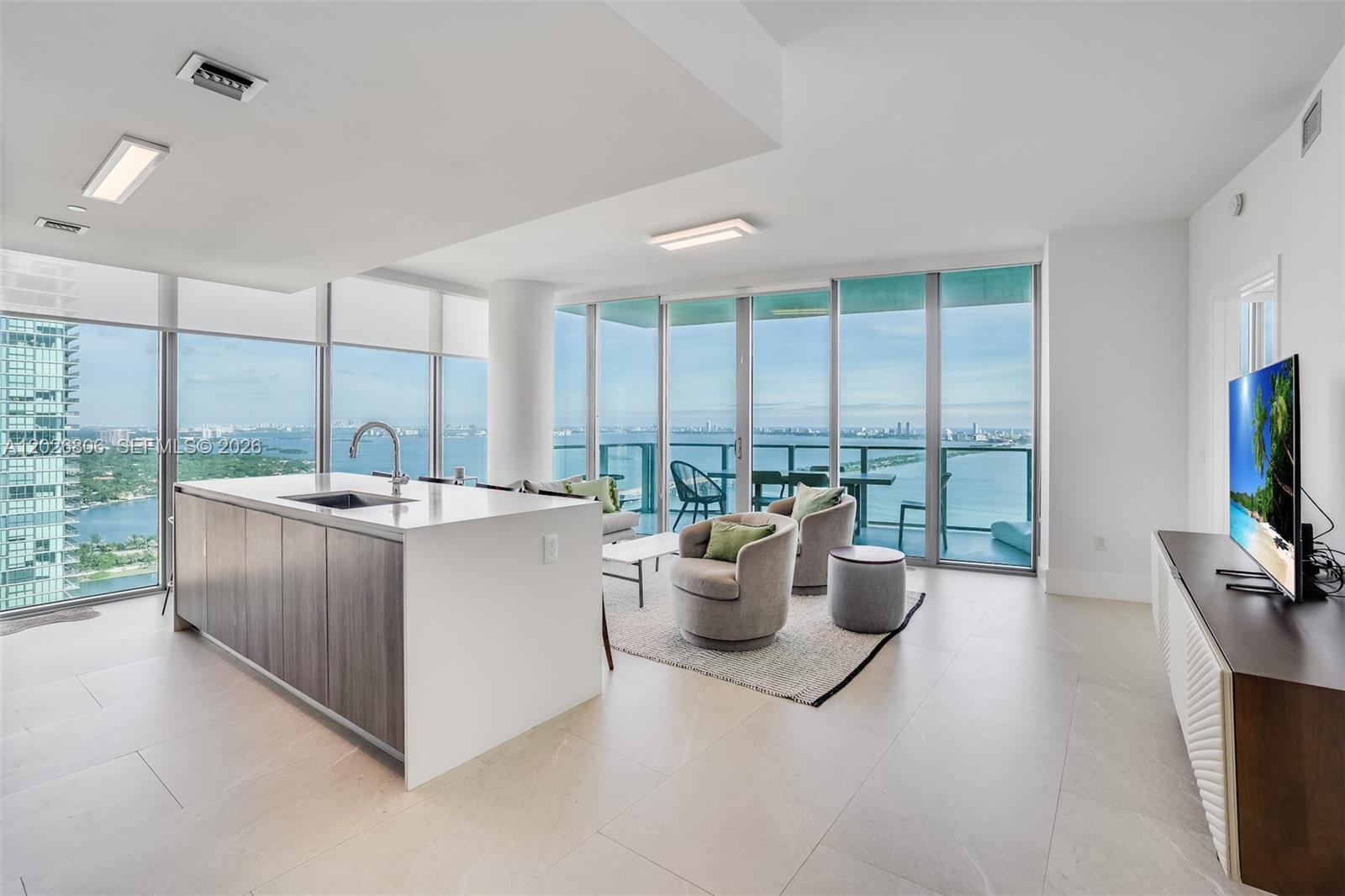 Photo of 2900 NE 7th Avenue 3702 #3702 listing for Sale