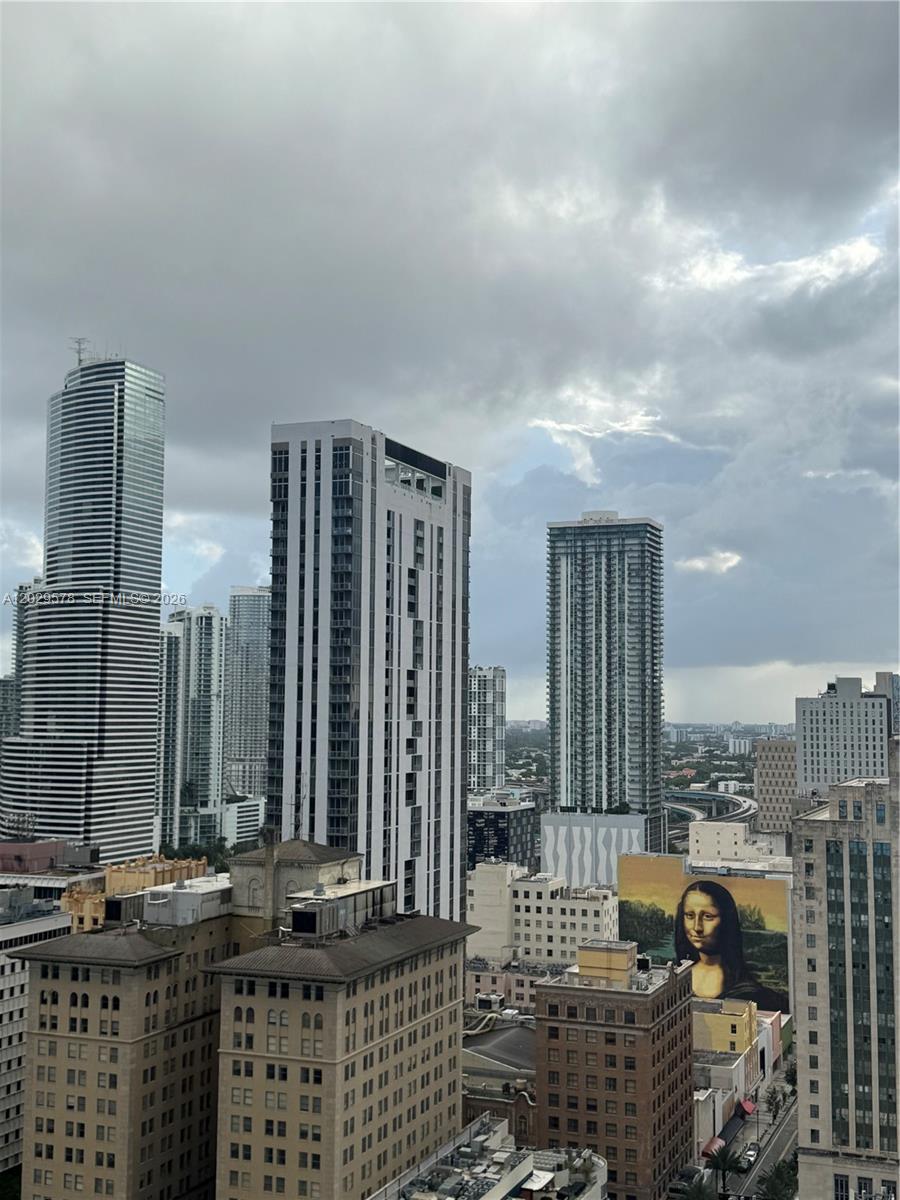 Photo of 50 Biscayne Boulevard 2707 #2707 listing for Sale