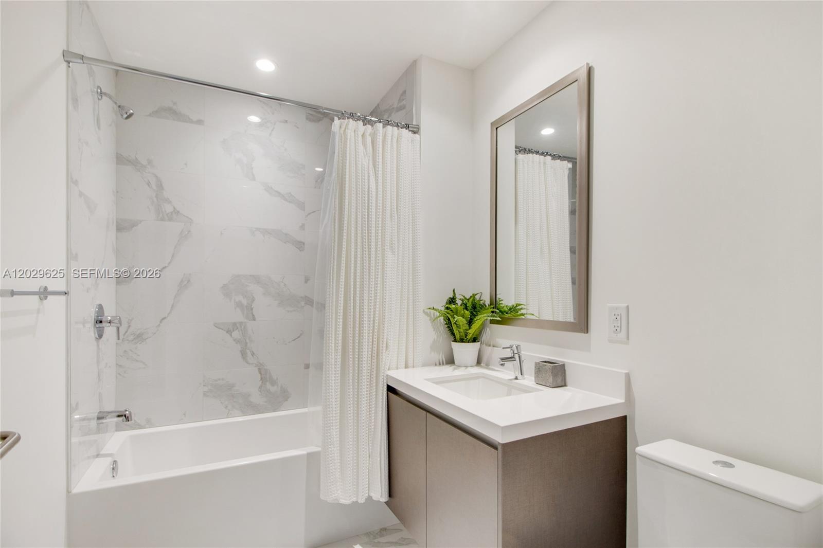 Photo of 851 NE 1st Avenue 1705 #1705 listing for Sale