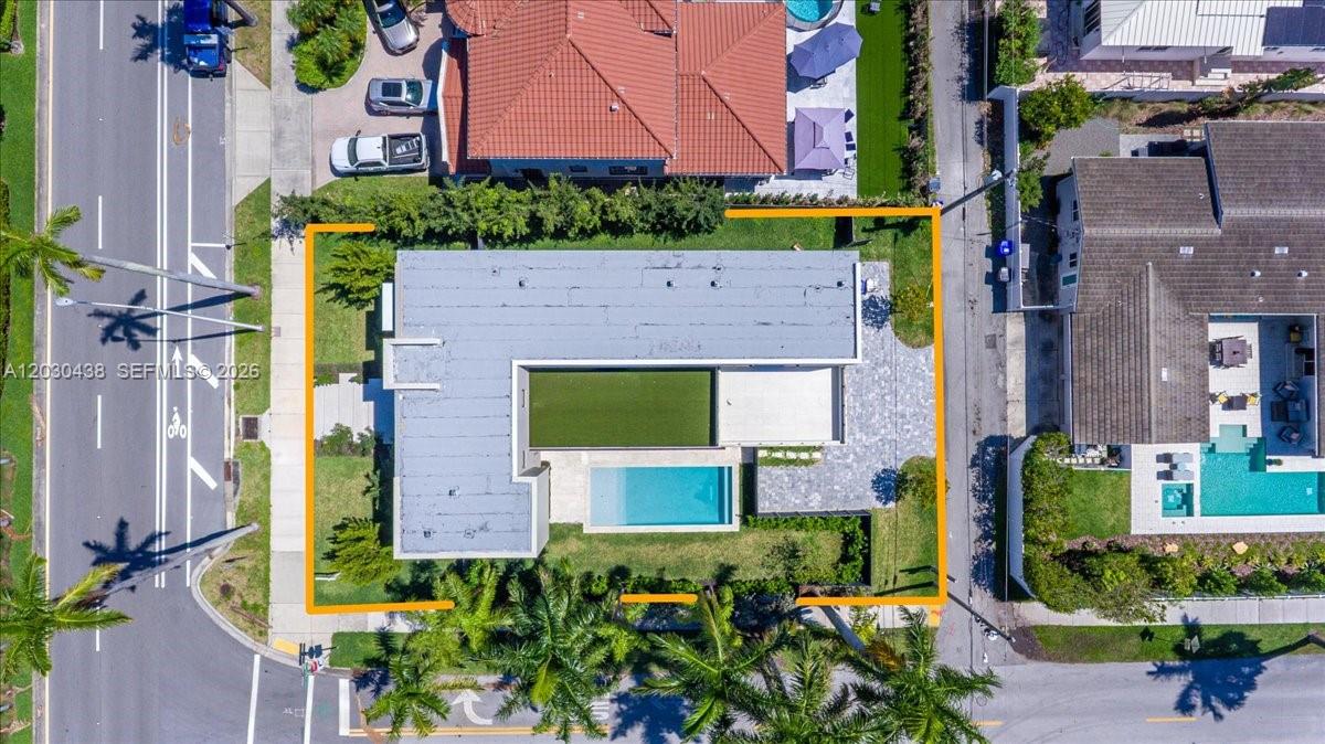 Photo of 1380 Hollywood Boulevard # listing for Sale