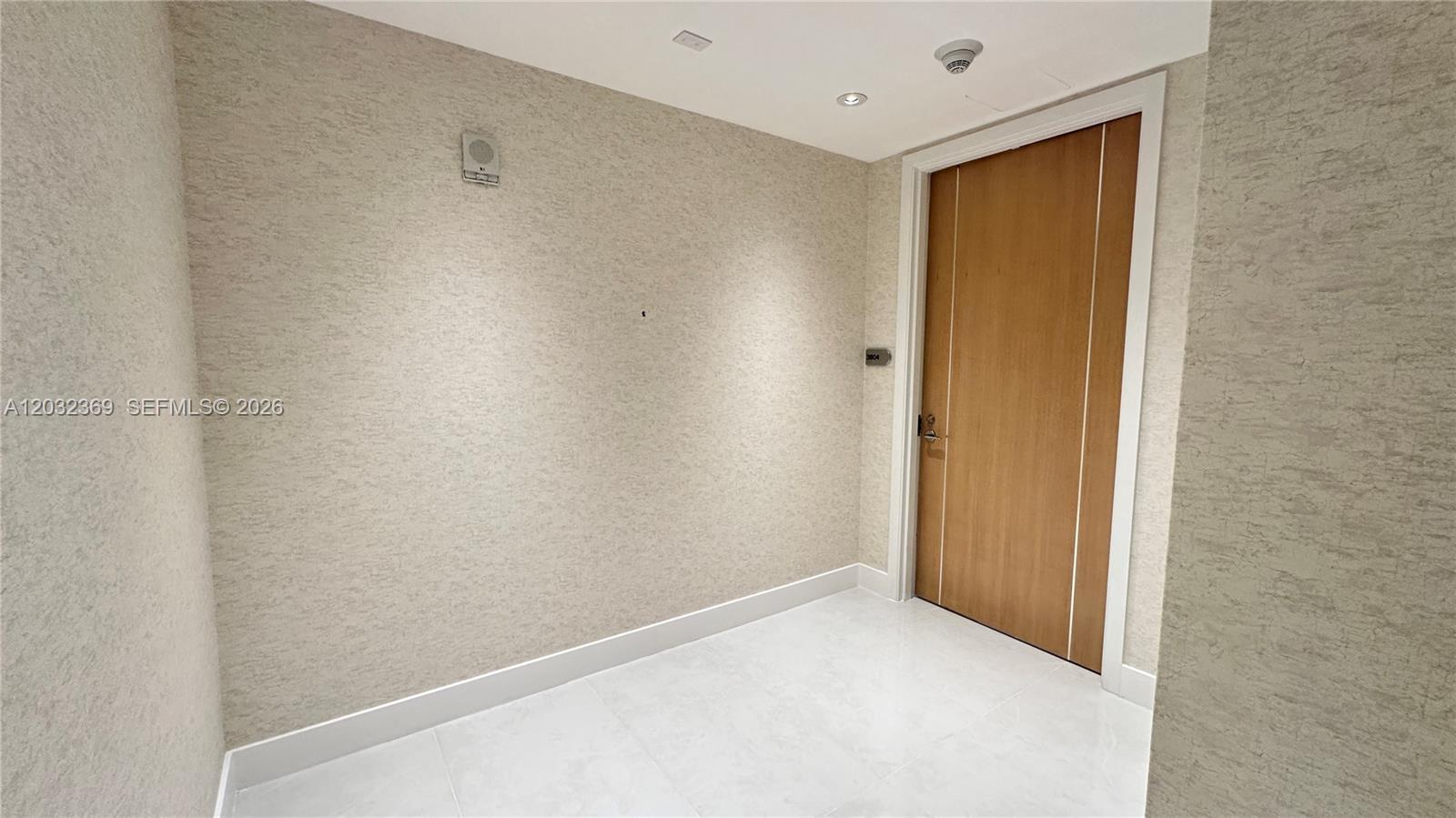 Photo of 15701 Collins Avenue 3804 #3804 listing for Sale